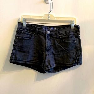 Eunina Women’s Shorts size M